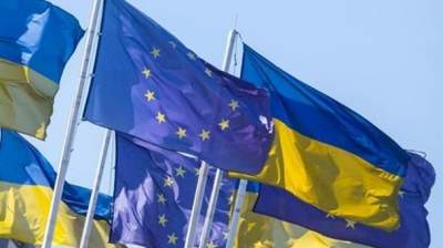 Ukrainians Celebrate Visa-Free EU Travel