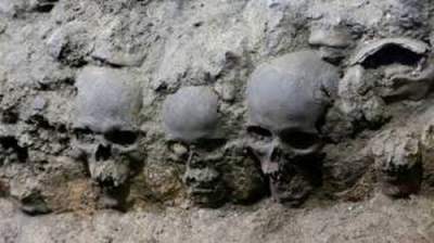 Aztec tower of human skulls uncovered in Mexico City Aztec tower of human skulls uncovered in Mexico City